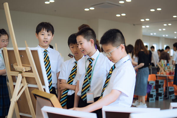 惠立艺术展,南通惠立学校